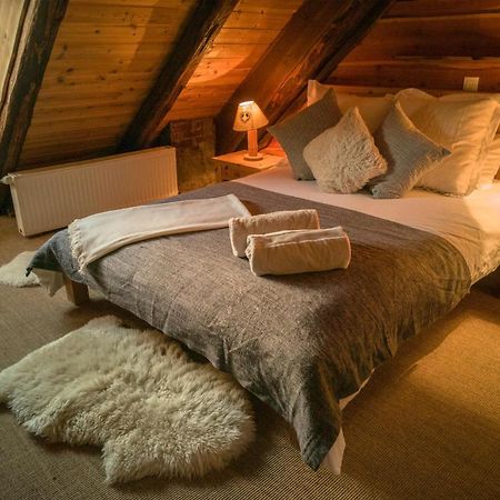 Chez Bear Bed and Breakfast Briançon Buitenkant foto