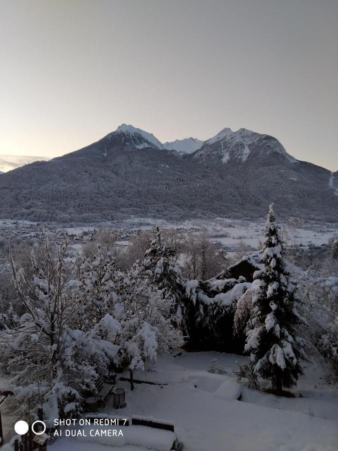 Chez Bear Bed and Breakfast Briançon Buitenkant foto